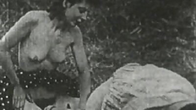 মাই এর অসাধারন ব্লজব আকর্ষণীয় বাঁড়ার রস খাবার বাংলা সেকস ভিডিও